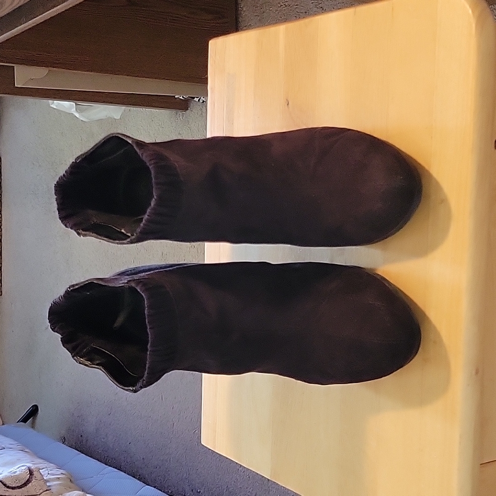Sam & Libby Women's Suede Booties